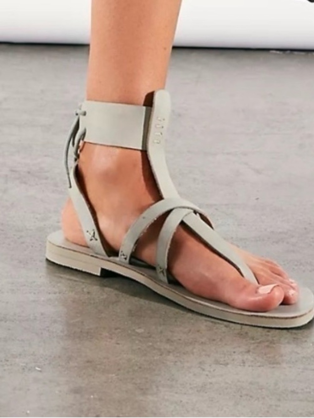 NIB Free People Vacation Day Wrap Sandals in Sky, Size 9